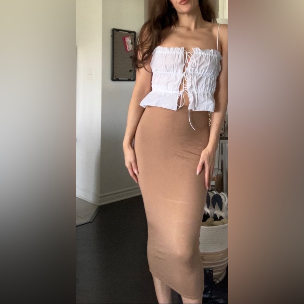 Missguided tan long skirt - Picture 7 of 10
